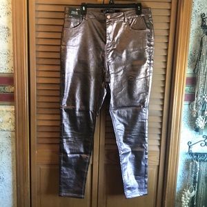 chloe jeans simply be